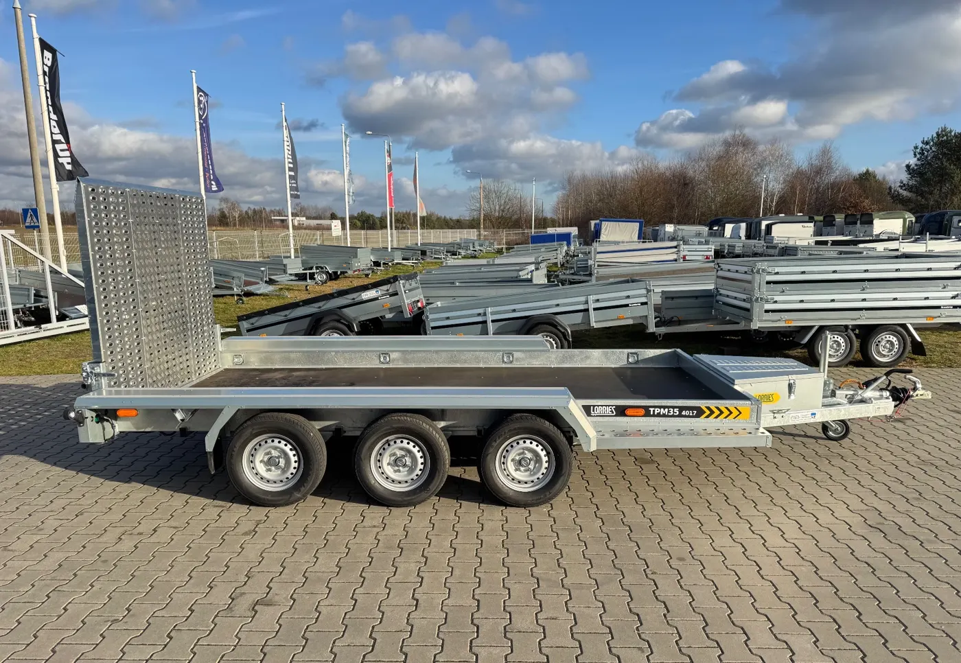 TPM35-4017 med uppfälld ramp